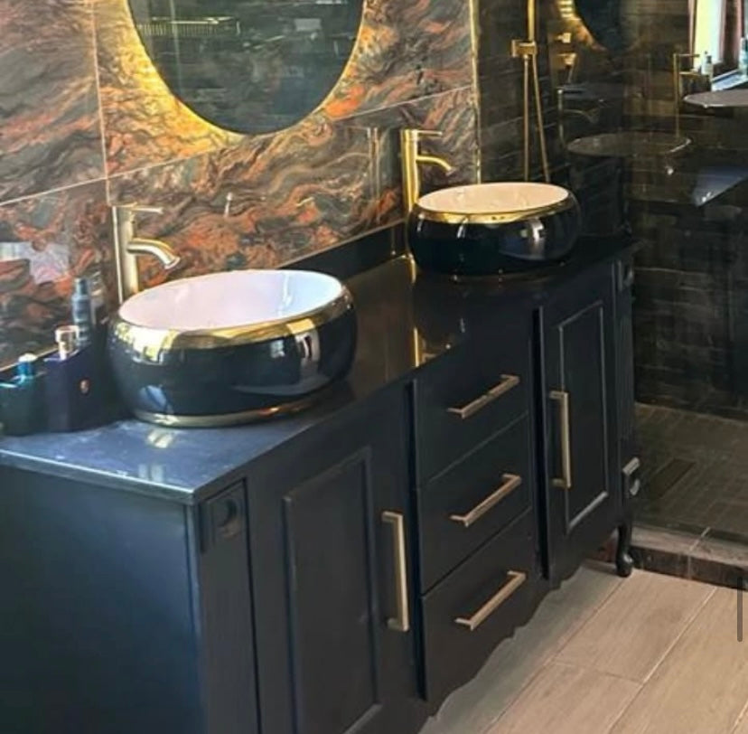 Black Double Vanity with Black Stone Top – 1600mm, Queen Anne Legs, Gold Handles, 2 Doors, 3 Drawers