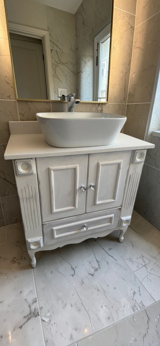 Single Vanity w/ Basin, tap & Quartz Top.