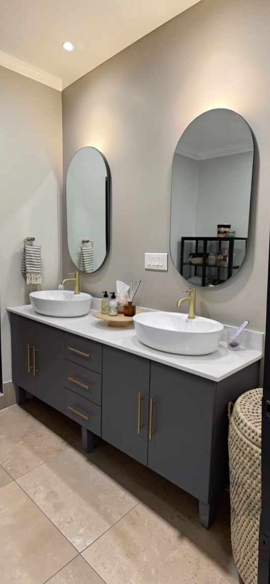 Double Vanity w/ Quartz Top , 1800 x 500