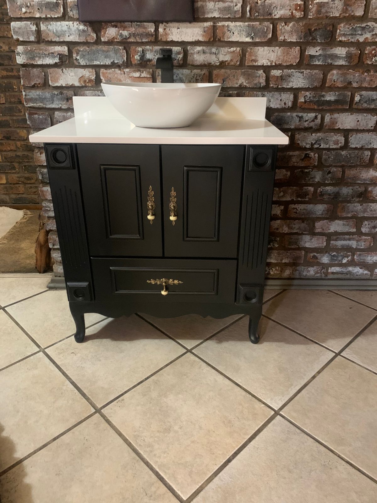Black Vanity with Quartz Top, Basin & Tap